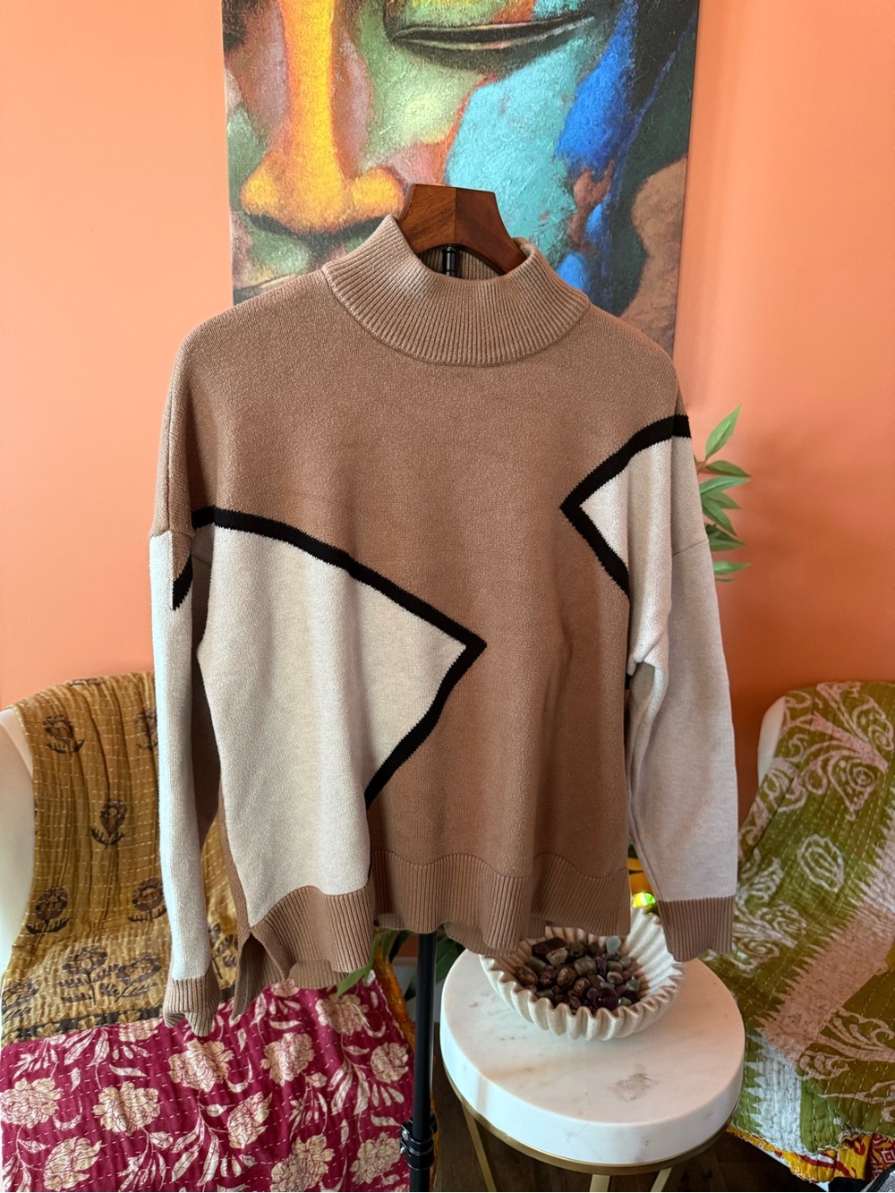 Neutral Colorblock Turtleneck Sweater - Beige & Cream